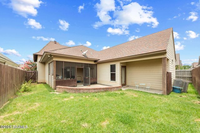126 Heathwood Drive, Broussard, LA 70518