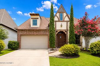 126 Heathwood Drive, Broussard, LA 70518
