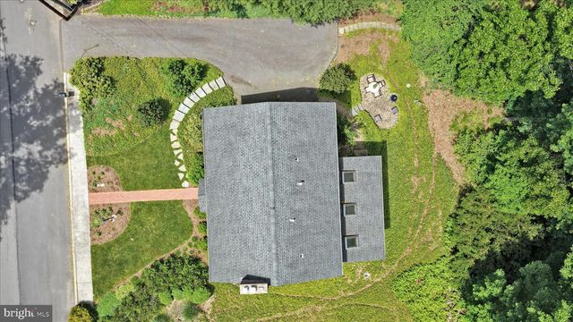 50 TIMBER RD, Pottsville, PA 17901