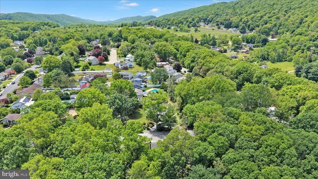 50 TIMBER RD, Pottsville, PA 17901