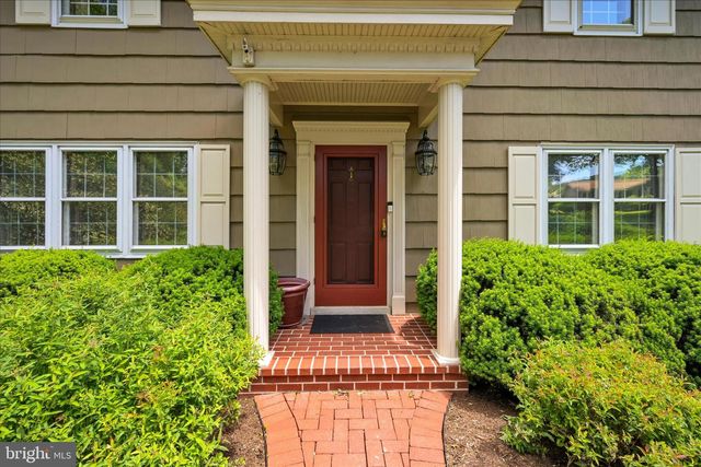 50 TIMBER RD, Pottsville, PA 17901