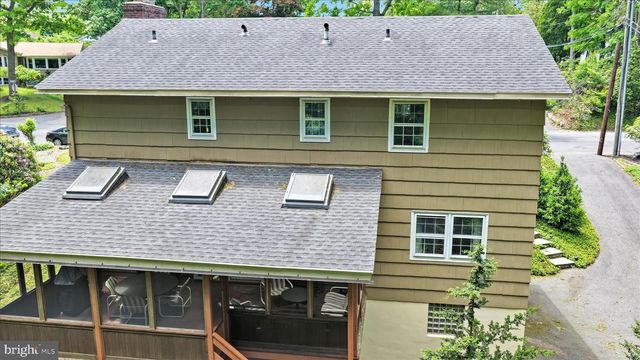 50 TIMBER RD, Pottsville, PA 17901