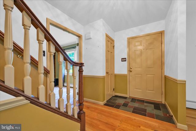 50 TIMBER RD, Pottsville, PA 17901