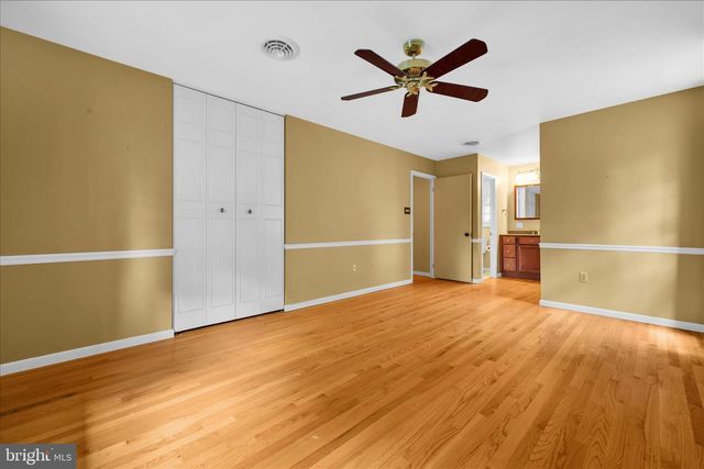 50 TIMBER RD, Pottsville, PA 17901