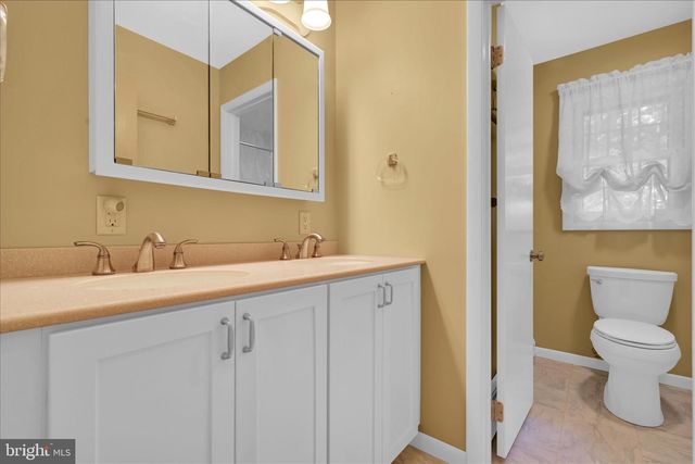 50 TIMBER RD, Pottsville, PA 17901