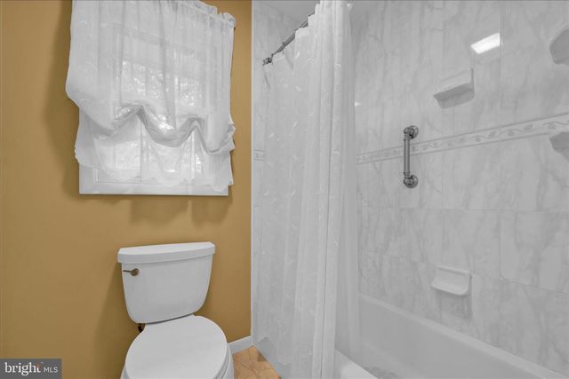 50 TIMBER RD, Pottsville, PA 17901