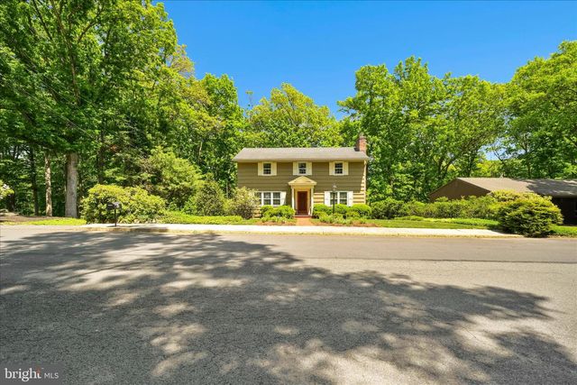 50 TIMBER RD, Pottsville, PA 17901