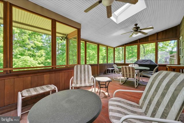 50 TIMBER RD, Pottsville, PA 17901