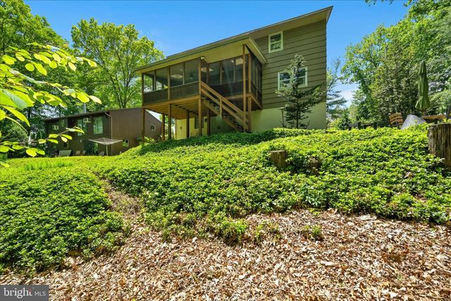50 TIMBER RD, Pottsville, PA 17901