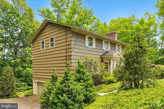 50 TIMBER RD, Pottsville, PA 17901