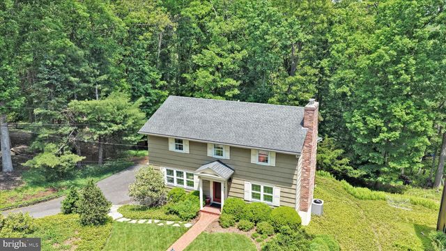 50 TIMBER RD, Pottsville, PA 17901