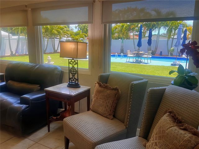 7225 8TH AVENUE LOOP W, Bradenton, FL 34209