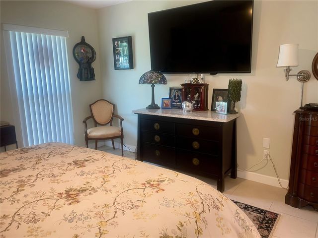 7225 8TH AVENUE LOOP W, Bradenton, FL 34209