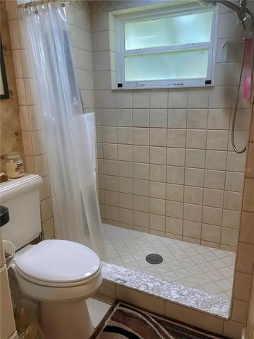 7225 8TH AVENUE LOOP W, Bradenton, FL 34209