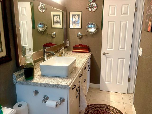 7225 8TH AVENUE LOOP W, Bradenton, FL 34209