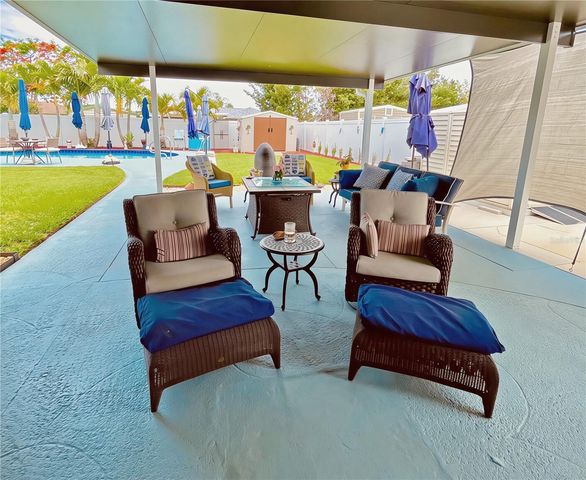 7225 8TH AVENUE LOOP W, Bradenton, FL 34209