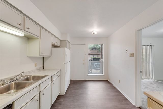 10552 High Hollows Drive 134, Dallas, TX 75230