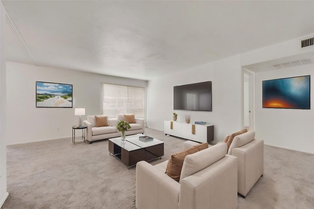 10552 High Hollows Drive 134, Dallas, TX 75230