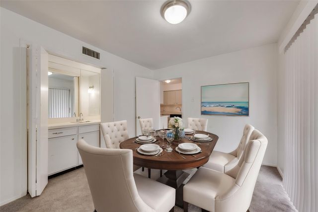 10552 High Hollows Drive 134, Dallas, TX 75230