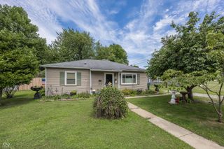 16 Allen Lane, Greenfield, IN 46140