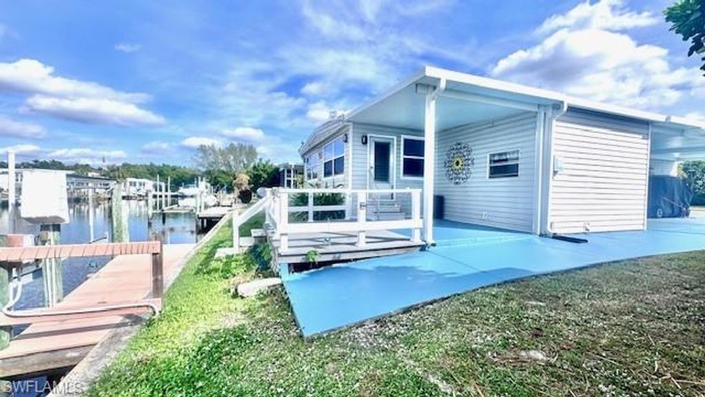 5519 Sir Walter WAY, NORTH FORT MYERS, FL 33917 — photo 3
