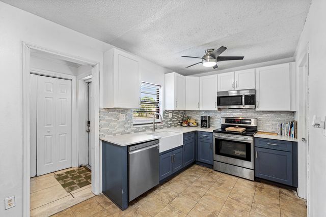 6407 Boulevard Of Champions Boulevard Of Champions, North Lauderdale, FL 33068