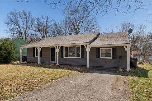 1113 E Cedar Street, Olathe, KS 66061