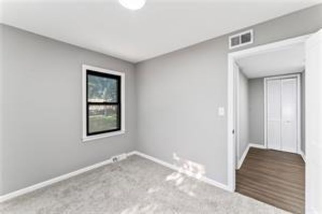 1113 E Cedar Street, Olathe, KS 66061