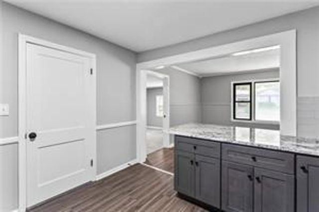 1113 E Cedar Street, Olathe, KS 66061