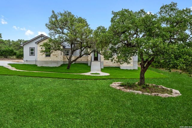 2440 Triple Peak, Canyon Lake, TX 78133