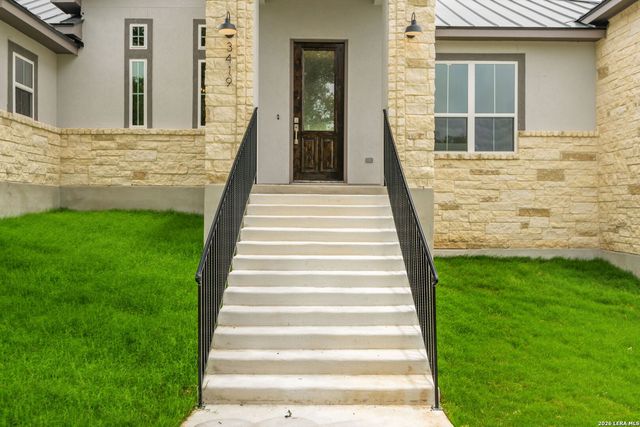2440 Triple Peak, Canyon Lake, TX 78133