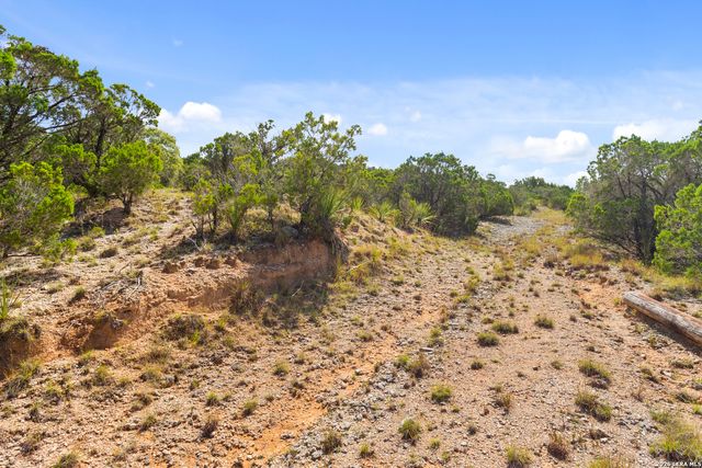 2440 Triple Peak, Canyon Lake, TX 78133