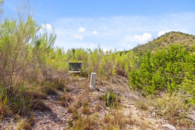 2440 Triple Peak, Canyon Lake, TX 78133