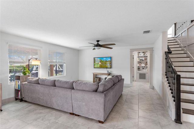 5693 ALENLON WAY, Mount Dora, FL 32757