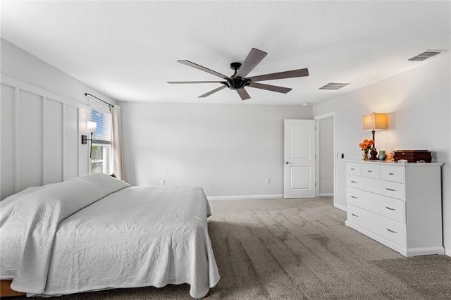 5693 ALENLON WAY, Mount Dora, FL 32757