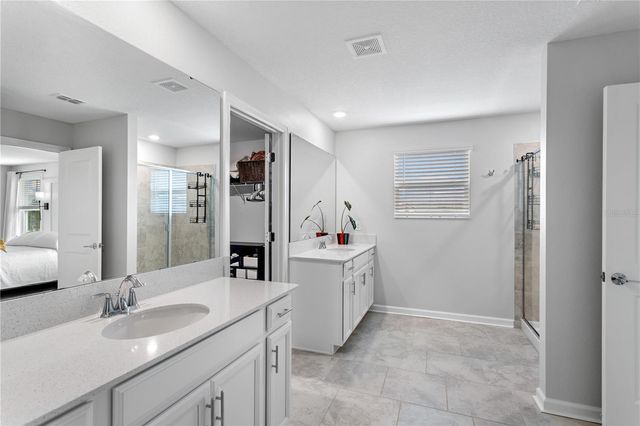 5693 ALENLON WAY, Mount Dora, FL 32757