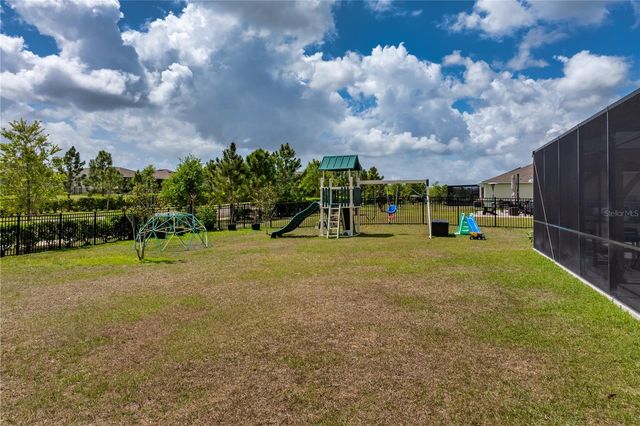 5693 ALENLON WAY, Mount Dora, FL 32757