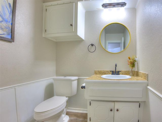 8432 NW 82nd Street, Oklahoma City, OK 73132