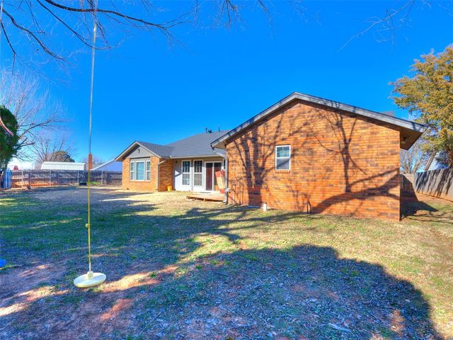 8432 NW 82nd Street, Oklahoma City, OK 73132