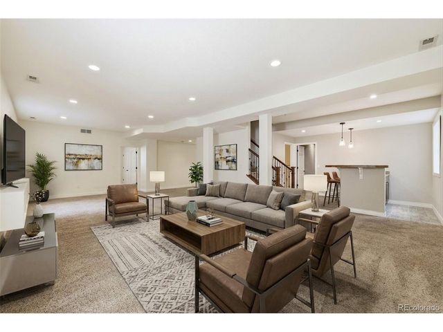 5507 Mustang Dr, Longmont, CO 80504