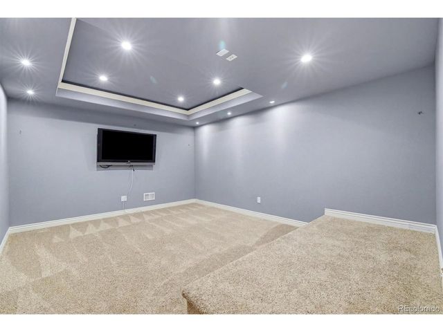 5507 Mustang Dr, Longmont, CO 80504