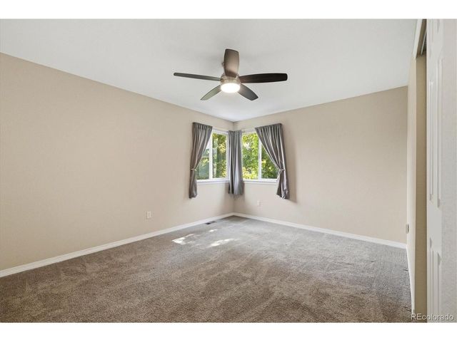 5507 Mustang Dr, Longmont, CO 80504