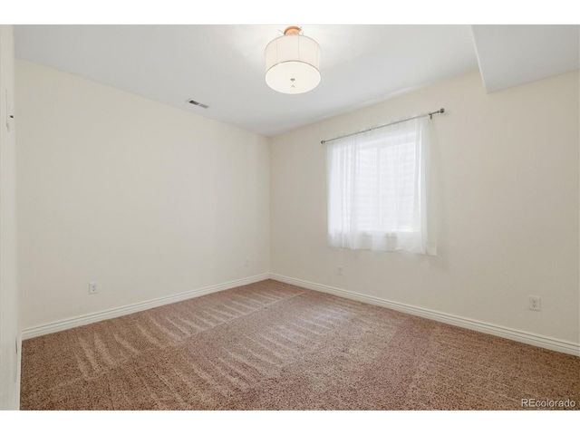 5507 Mustang Dr, Longmont, CO 80504