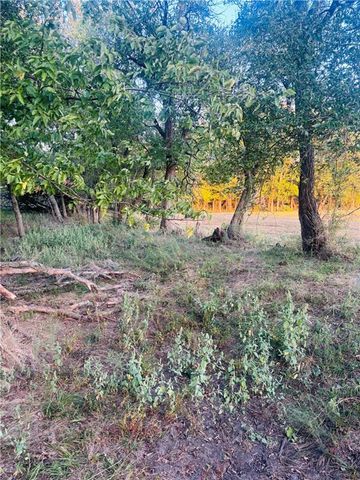 1481 135th Street, Redfield, KS 66769