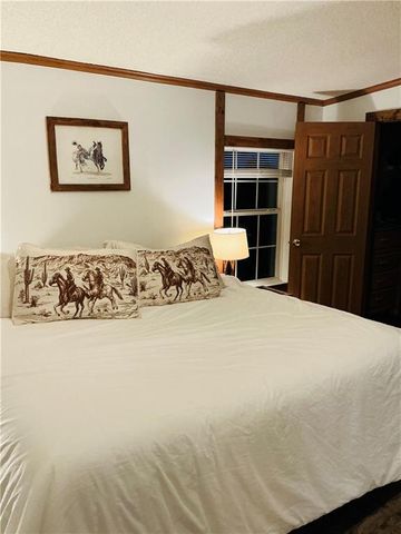 1481 135th Street, Redfield, KS 66769