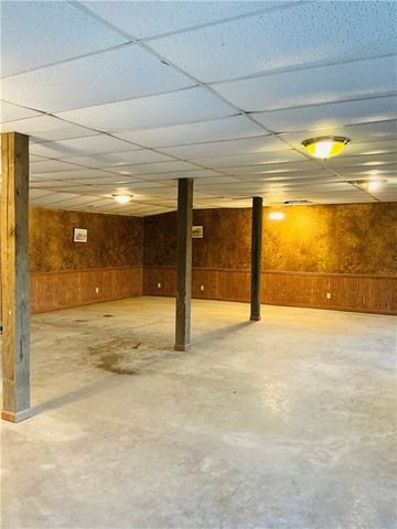 1481 135th Street, Redfield, KS 66769