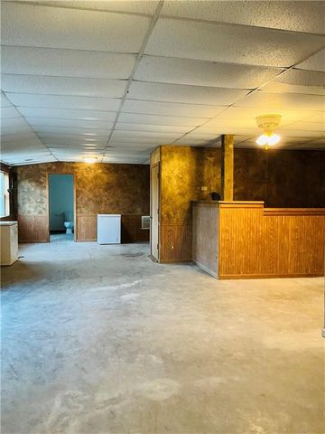 1481 135th Street, Redfield, KS 66769