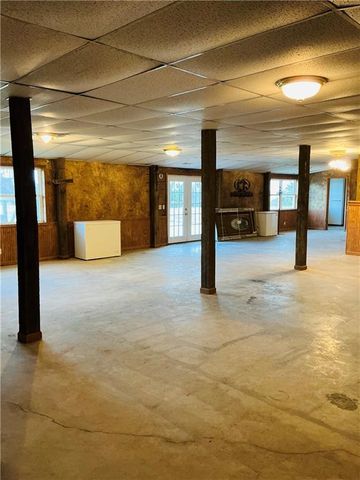 1481 135th Street, Redfield, KS 66769