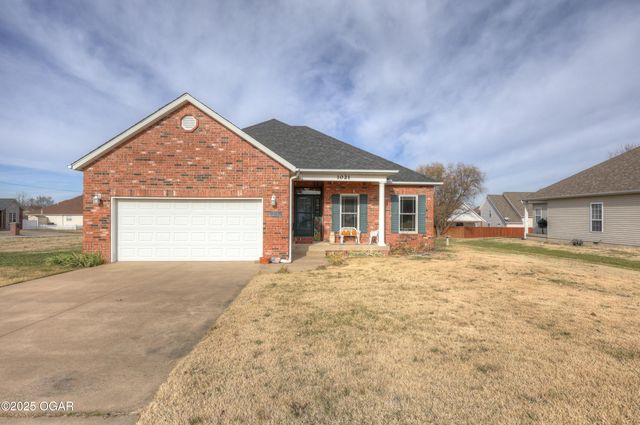 1021 Copper Oaks Drive, Carl Junction, MO 64834