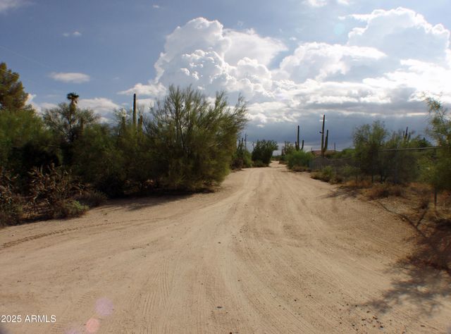 31607 N 64TH Street, Cave Creek, AZ 85331